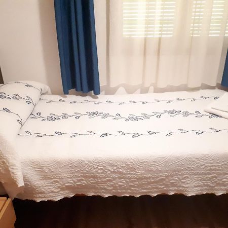 Hostal Oklahoma Реус Экстерьер фото