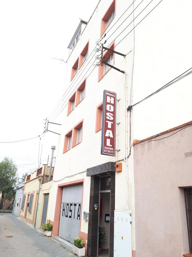 Hostal Oklahoma Реус Экстерьер фото