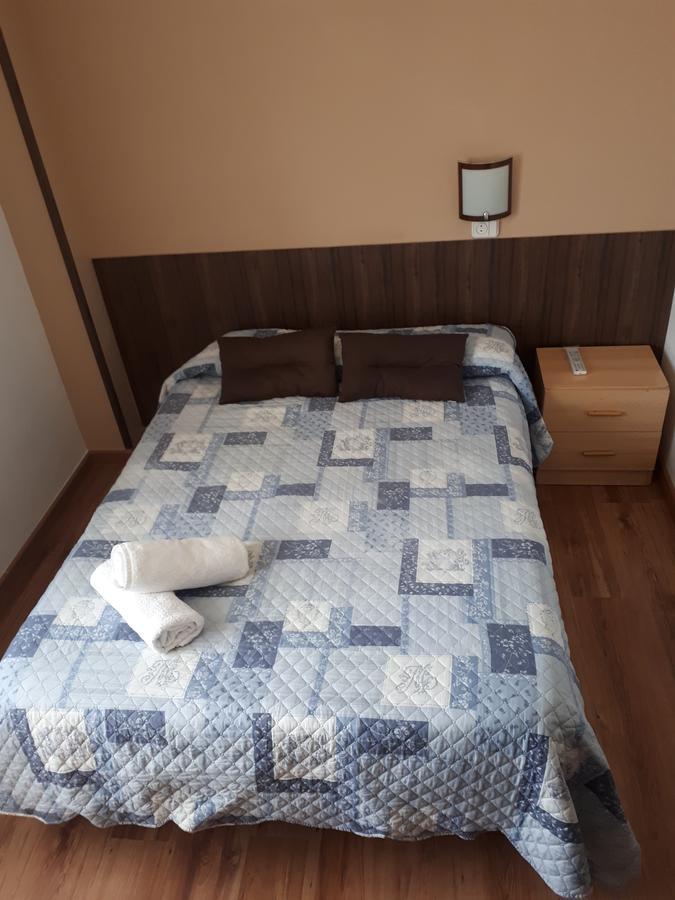 Hostal Oklahoma Реус Экстерьер фото